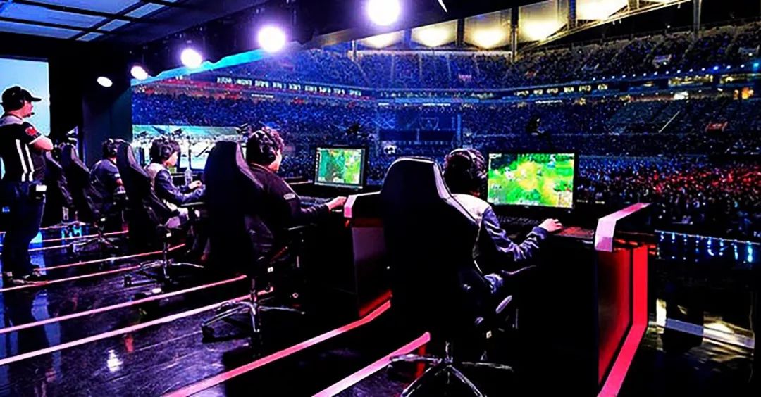 参与运动的 参与运动的