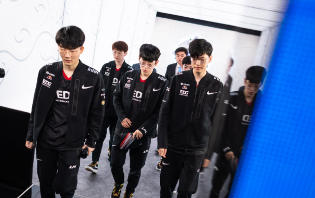 球队管理与 球队管理与